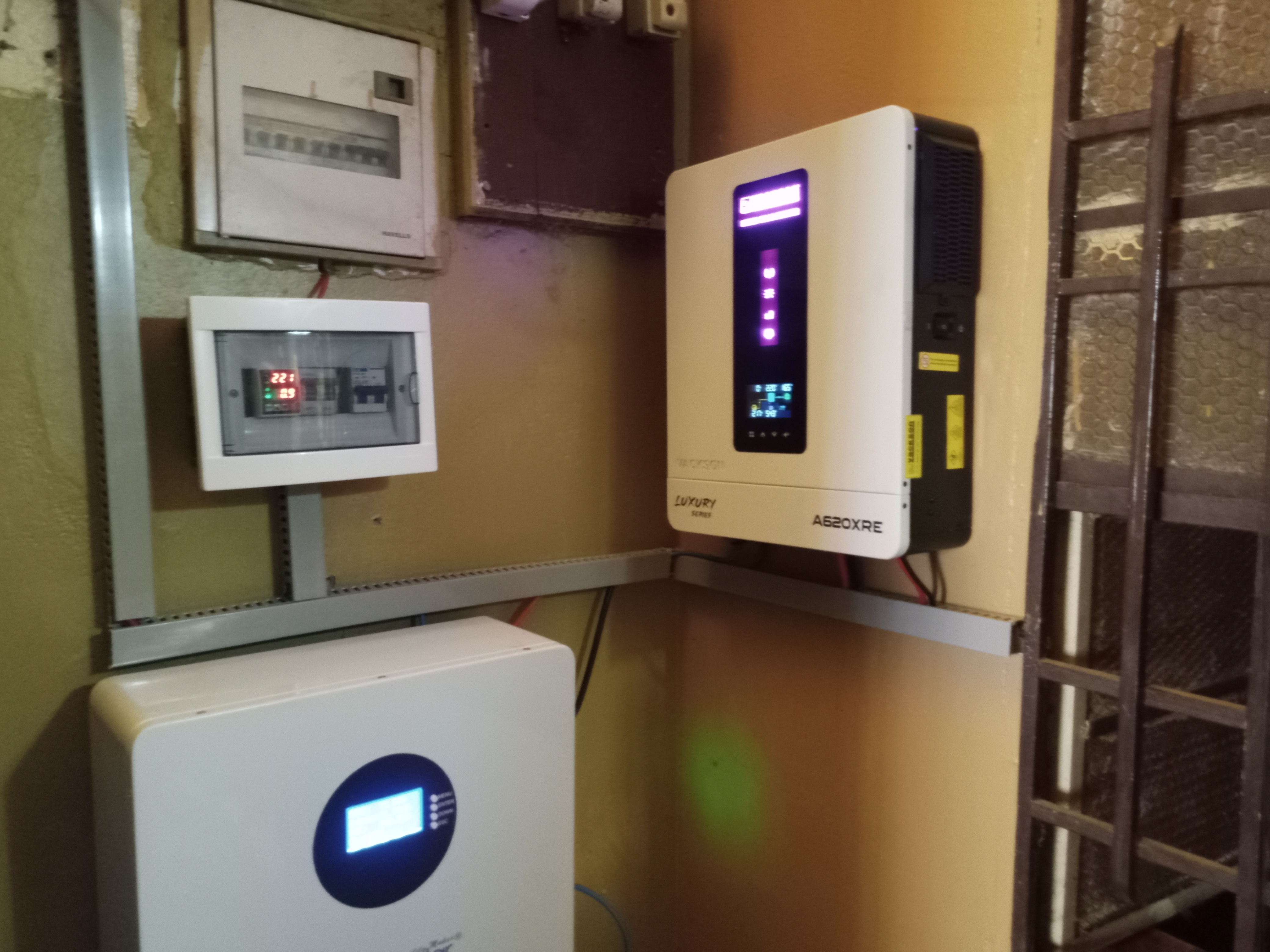 تصميم وتركيب أنظمة الطاقه الشمسيه preview 5