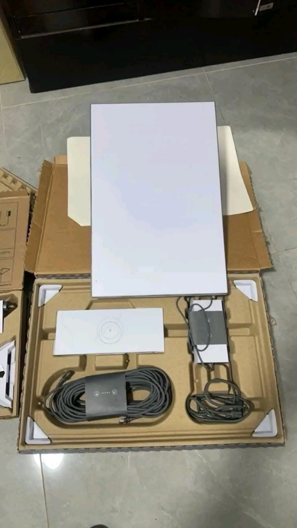 للبيع أجهزة استارلينك preview 2