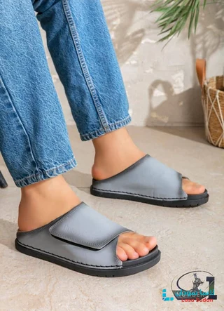 تشكيلات راقيه اسكتشرات وجزم  طبيه preview 14