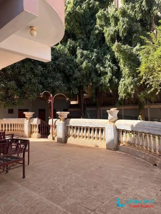 للإيجار طابق ارضي كامل أم درمان الواحة مربع 4