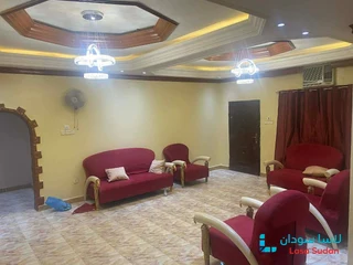 للبيع عمارة فيلا بالعمارات شارع 17
