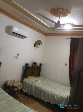 متوفره للإيجار شقة مفروشة أرضية