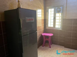 للايجار  عمارة في الجريف غرب جنب مسجد علي الحلبي preview 9