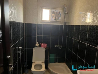 للايجار  عمارة في الجريف غرب جنب مسجد علي الحلبي preview 6
