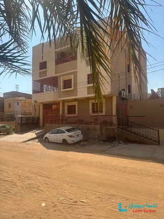 للبيع عمارة فاخرة امدرمان الواحة مربع 7