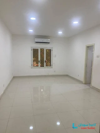 للبيع مبنى اداري فيهو ارضي و اول preview 5
