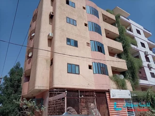 للبيع عماره بكافوري مربع 9  استثماري
