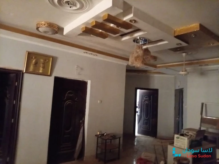 للبيع عماره باركويت مربع 66