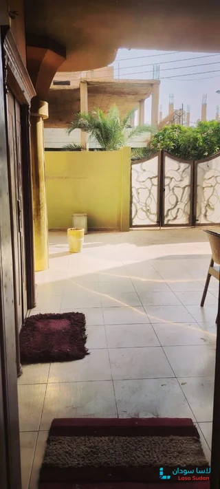 للايجار فيلا فاضيه الرياض الخرطوم