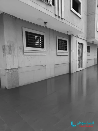 للبيــــــــع شقه ارضيه تمليك في شمبات preview 5