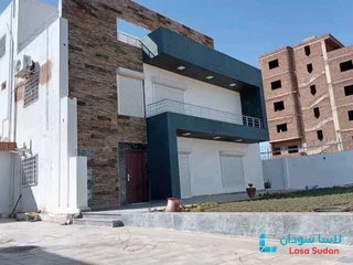 للبيع فيلا كافوري
