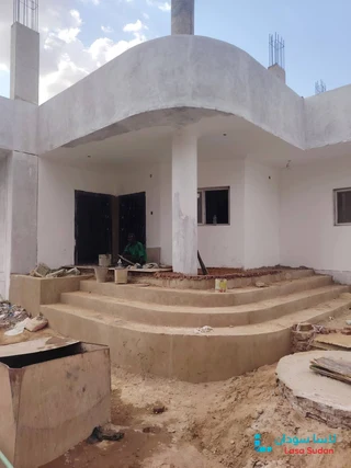 مؤسس للبيع في بحري درة الحلفايا مربع 17