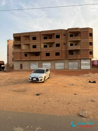 للبيع عمارة بشرق النيل