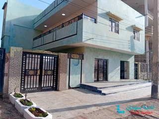 للبيع عماره في ابوادم مربع ٨