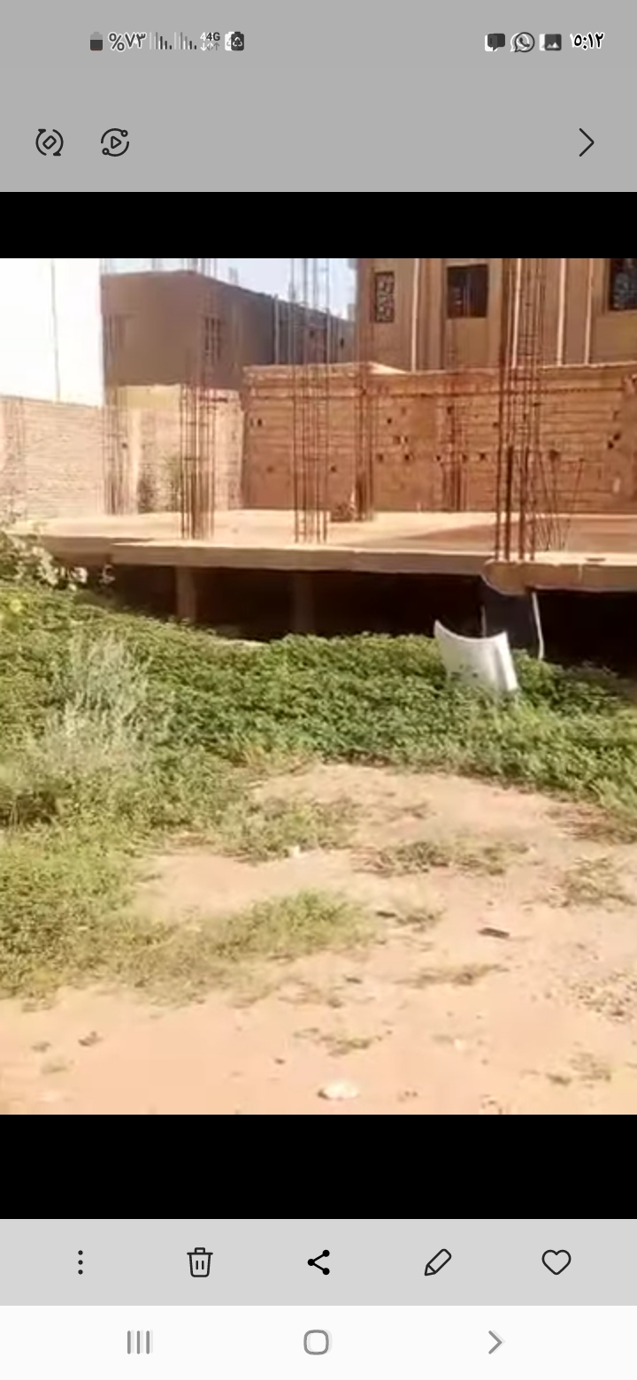 أرض عليها اسلابه (فاونديشن) بكافوري مربع 5للبيع