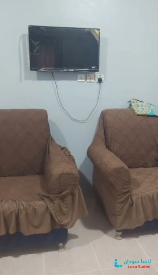 متوفر الآن للإيجار في حي المطار شقة مفروشة نظيفة وجاهزة للسكن preview 8