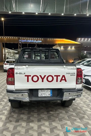 للبيع بوكس  هايلوكس 2016 preview 5