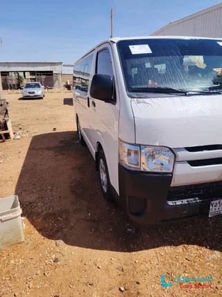 للبيع حافلة شريحه تايوتا 2016 preview 4