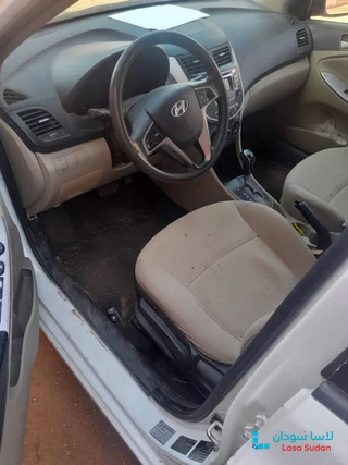 للبيع اكسنت مضلع 2016 preview 2