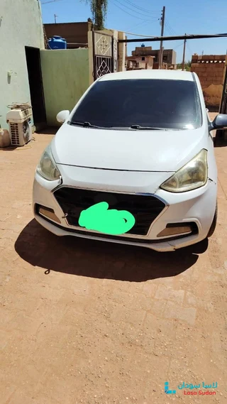 للبيع عربية i10 قراند 2017 preview 4