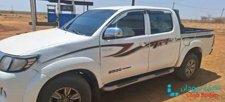 للبيع هايلوكس  دبل عالي 2014 سعودي