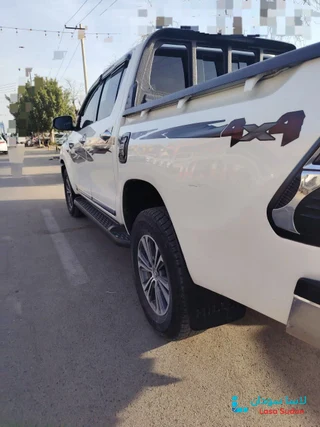 للبيع بوكسي هايلوكسي موديل 2021 preview 3