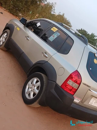 للبيع توسان 2005