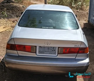 للبيع كامري 2001