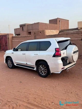 للبيع بــرادو 12 VXR مطــور 2021 preview 2