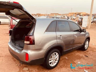 للبيع كيا سورينتو موديل 2014 preview 3