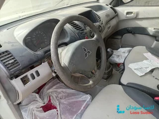 للبيع بوكس ميتسوبيشي موديل 2012 preview 5