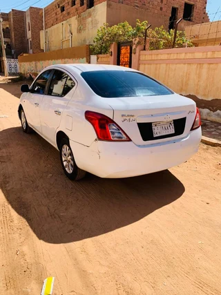 نيسان صنى 2015