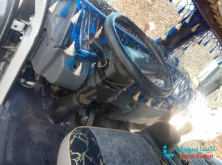 للبيع دفار ايسوزو 2014 preview 4