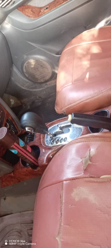 بيع سيارة سنتافي preview 9