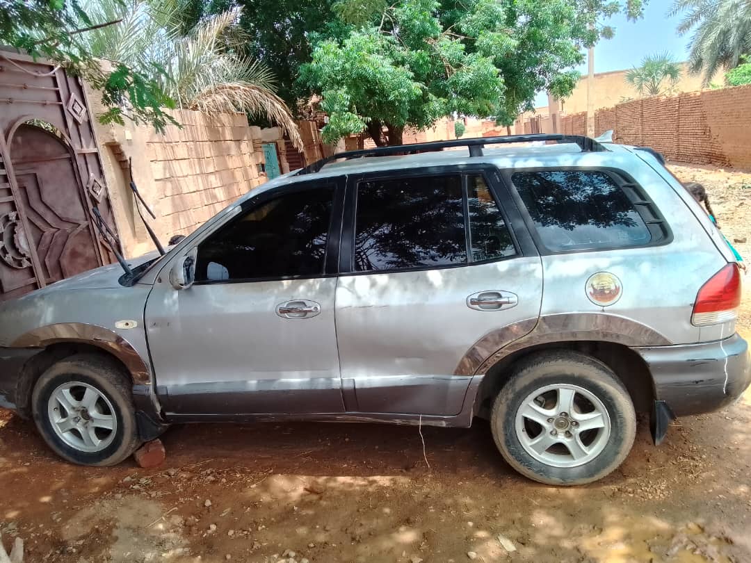 بيع سيارة سنتافي preview 8