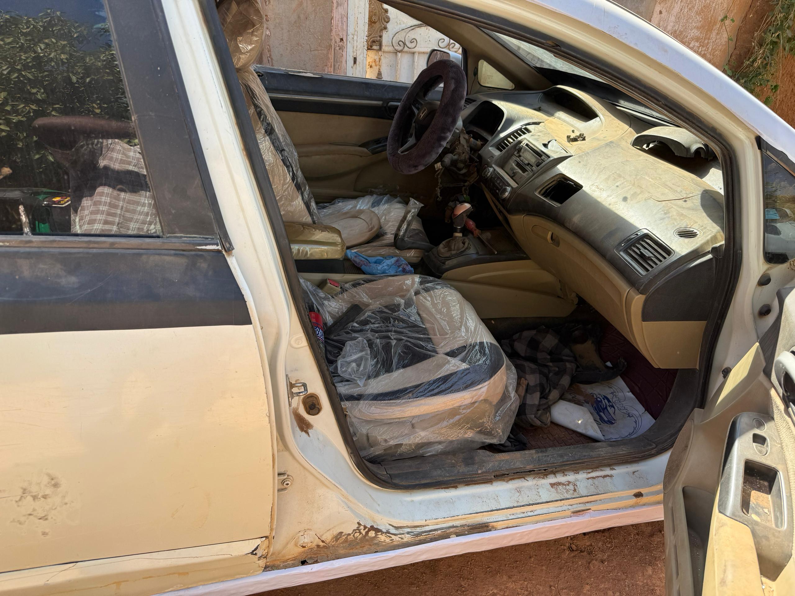 للبيع هوندا سيفيك 2006 preview 8