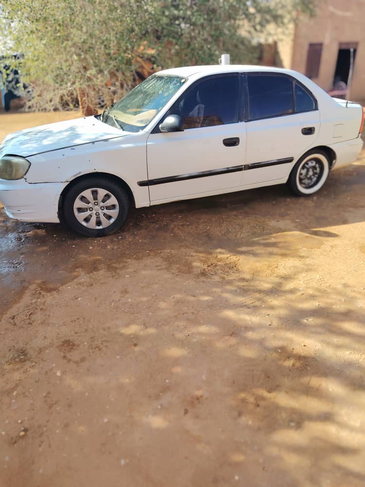 سيارة نيو اكسن