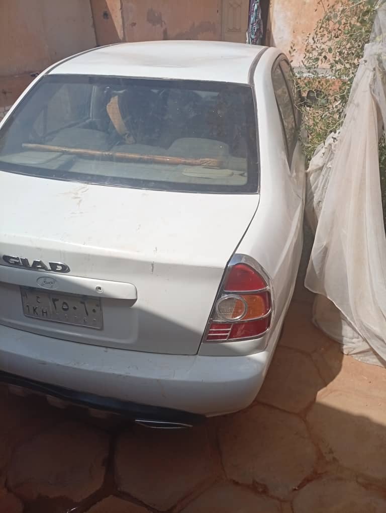 اكسنت جياد 2006 preview 3