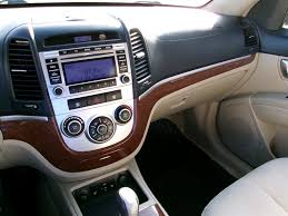 للبيع سنتافي بنزين موديل 2009 preview 2