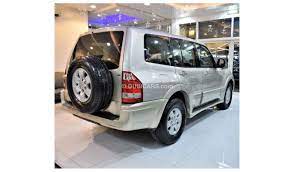 للبيع سيارة باجيرو 2005 بحالة ممتازة وقود بنزين preview 4