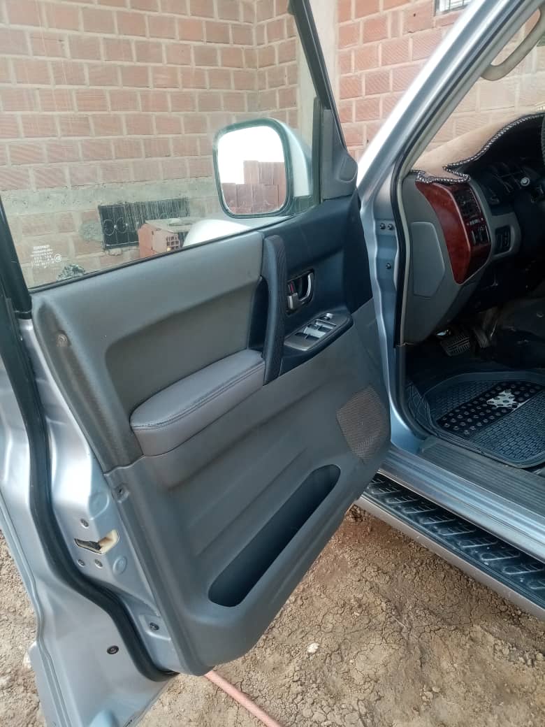 للبيع عربية باجيروا 2003 preview 4