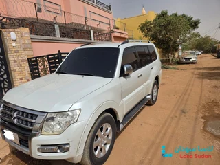 للبيع باجيرو 2016 بنزين preview 10