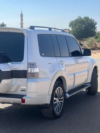 للبيع باجيرو 2015 GLS preview 3