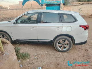 للبيع اوتلاندر 2016 preview 6