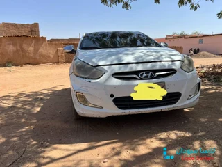 للبيع أكسنت مضلع 2014