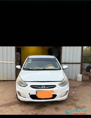 للبيع أكسنت مضلع 2014 preview 6