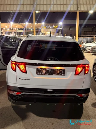 للبيع السريع توسان كروم بصمه 2021 preview 3