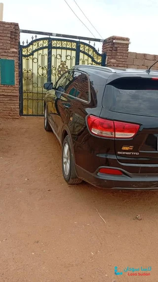 للبع عربية كيا سورينتو 2016